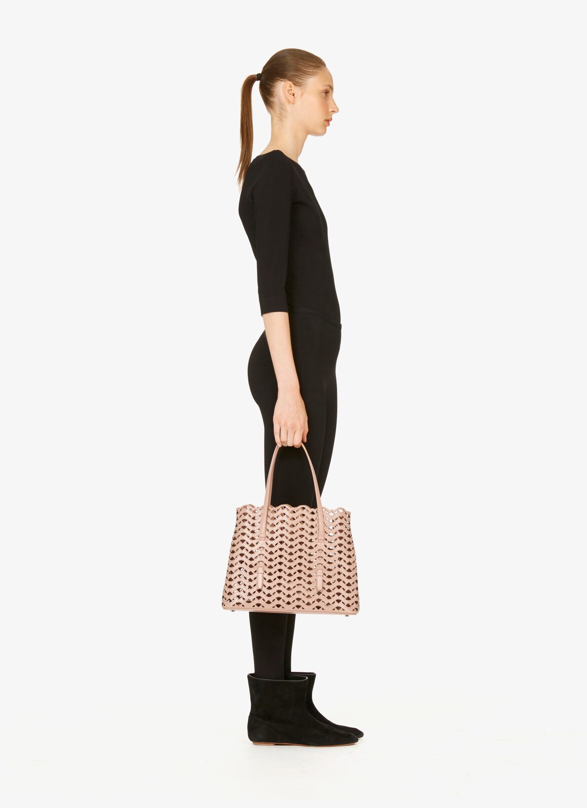 Mina 32 Tote Bag ALAÏA SANDY MINA 32 TOTE BAG